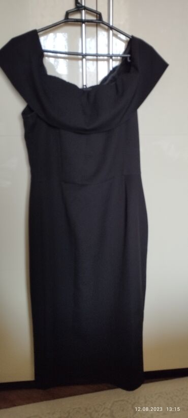 Платья: Коктейльное платье, Миди, L (EU 40)