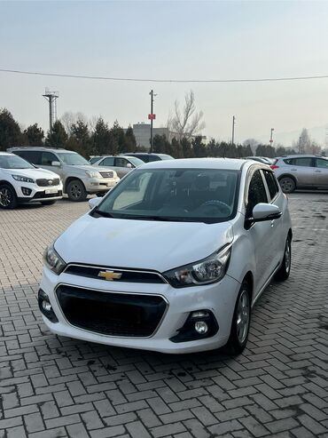 Chevrolet: Chevrolet Spark: 2016 г., 2 л, Типтроник, Бензин, Хэтчбэк — 2