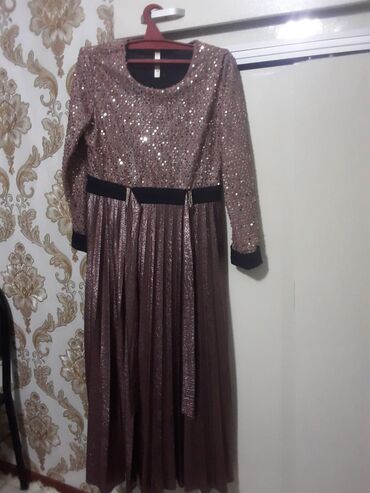 дёшево платье: Вечернее платье, Классическое, Длинная модель, С рукавами, 2XL (EU 44)