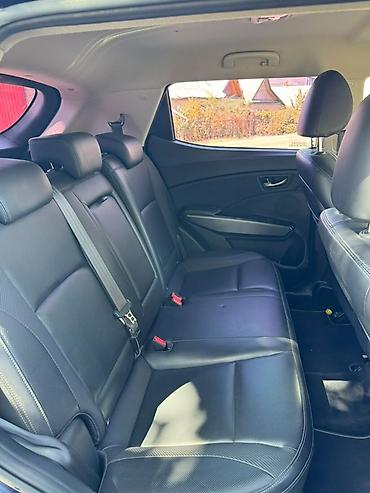 подлокотник к5: Ssangyong Tivoli: 2020 г., 1.5 л, Автомат, Бензин, Кроссовер — 4