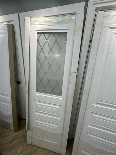 дверь на дом: Doors with glass
