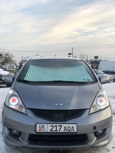 дом машина цена: Honda Fit: 2009 г., 1.5 л, Автомат, Бензин, Хэтчбэк