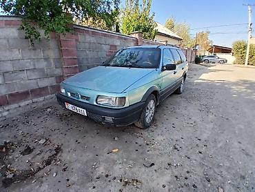 Volkswagen Passat Variant: 1992 г., 2 л, Механика, Бензин, Универсал