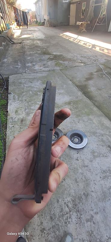 Əyləc diskləri: Ön, Kia 2010, 2010 il, İşlənmiş — 8