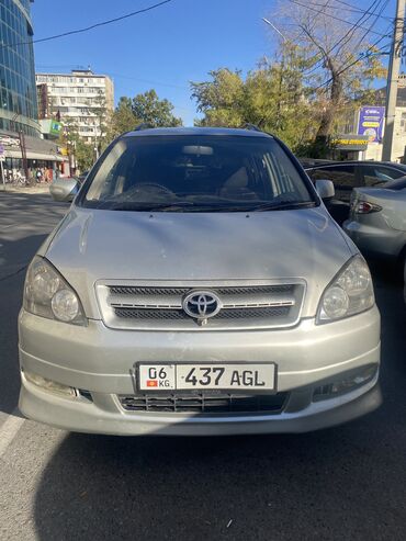 состояние хорошое: Toyota Ipsum: 2001 г., 2.4 л, Автомат, Газ, Минивэн