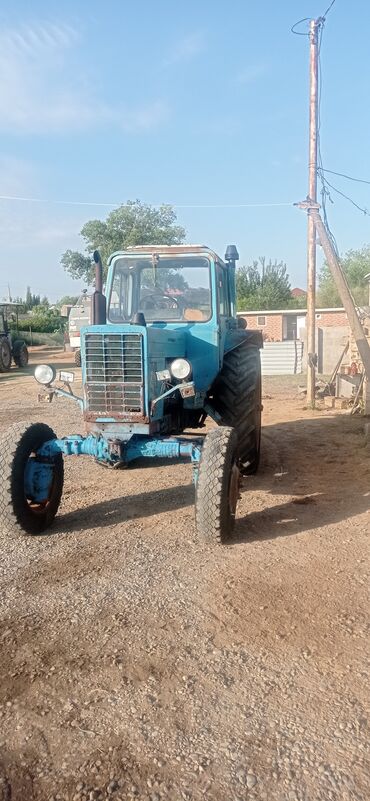 aqrar kend teserrufati texnika traktor satış bazari: Satılır təcili traktor zavodu 👍 82 razılaşma yolu