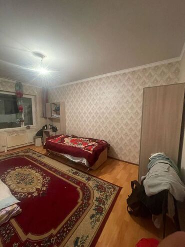 Продажа квартир: 1 комната, 35 м², 106 серия, 7 этаж, Старый ремонт