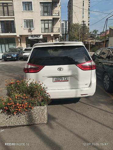 тоета сиенна: Toyota Sienna: 2020 г., Автомат, Бензин, Минивэн — 3