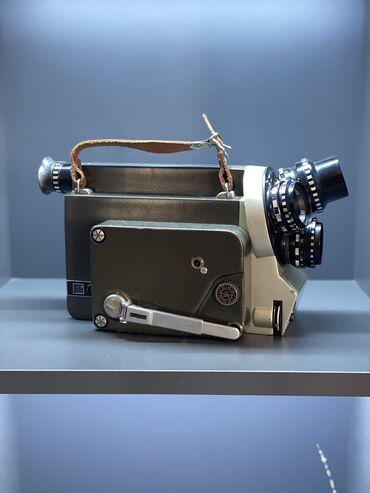 kamera satılır: Videokamera Киев 16 У. Antikvar deyil. Yaxın keçmiş istehsalıdı