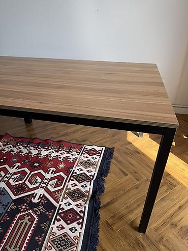 55/43 ölçüsü 2 ədəd Masa – müasir minimal dizayn - Üst hissə: ağac