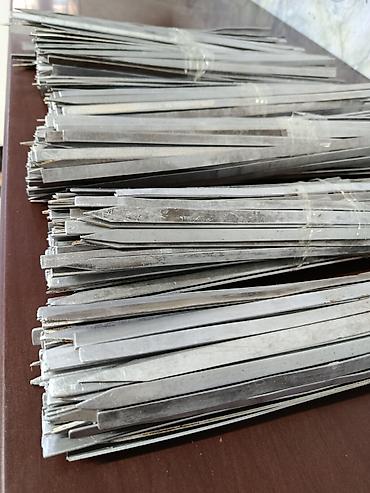 Другое оборудование для кафе, ресторанов: Продаются мангалы - 2 шт. +200 шампуров к каждому. Размеры: длина 220 — 12