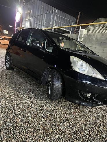 Honda: Honda Fit: 2009 г., Вариатор, Бензин, Хэтчбэк — 2