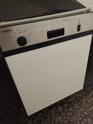 Qabyuyan maşınlar: Salam köc ile elaqedar satilir hec bir problem I yoxdur cemi 3 4 defe