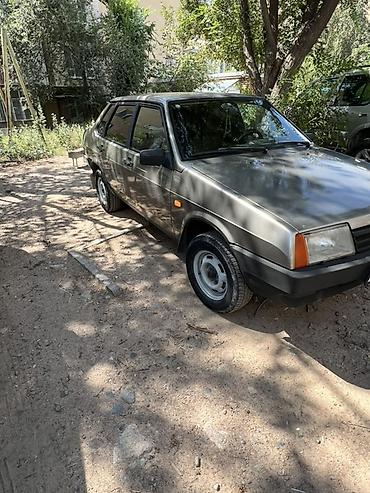 bmw рул: ВАЗ (ЛАДА) 21099: 2002 г., 1.5 л, Кол менен иштөөчү, Бензин, Седан — 2