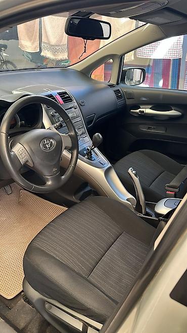 тайота арио: Toyota Auris: 2009 г., 1.6 л, Автомат, Бензин, Хэтчбэк — 3