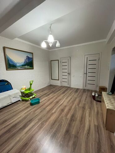 Долгосрочная аренда квартир: 2 комнаты, Риэлтор, Без подселения, С мебелью полностью