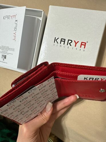 сумка кыргызча: Классикалык сумка, Материалы: Нукура булгаары, Магнит илмектер, Аялдарга