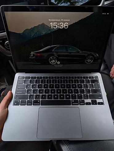 Ноутбуки Apple (MacBook): Apple MacBook Air 13" - Цвет: серебристый (Silver) - Корпус из — 4