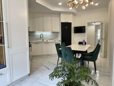 продажа домов в бишкеке арча бешик: 3 бөлмө, 122 кв. м, Элитка, 9 кабат, Дизайнердик ремонт