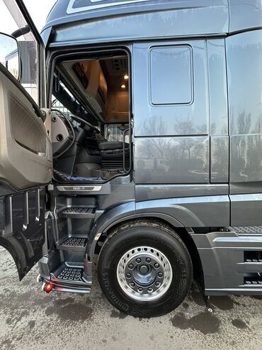 Тягачи: Тягач, DAF, 2018 г. — 6