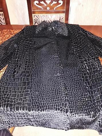 Üst geyimi: Palto boyuk beden az geynilib ela veziyyetde — 5