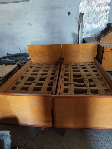 Спальные гарнитуры: Спальный гарнитур, Б/у, Двуспальная кровать, Шкаф, Трюмо, Другая страна производитель, Дерево, Платная доставка, цвет - Оранжевый at lalafo.kg — 3 Спальные гарнитуры: Спальный гарнитур, Б/у, Двуспальная кровать, Шкаф, Трюмо, Другая страна производитель, Дерево, Платная доставка, цвет - Оранжевый — 3