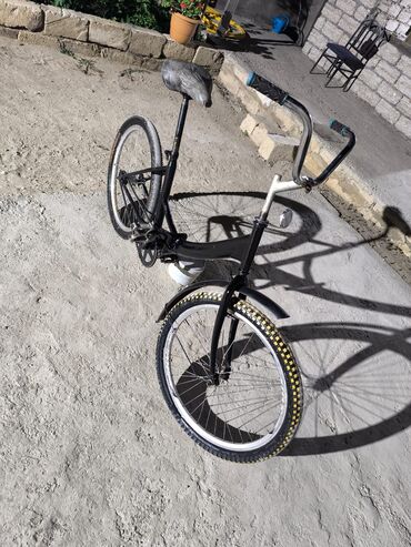 İdman velosipedləri: İşlənmiş Şose velosipedi Stels, 24", sürətlərin sayı: 1, Ünvandan götürmə