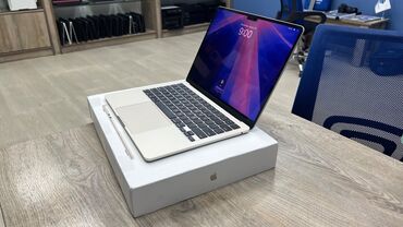 Apple MacBook: Apple MacBook, 13.3 ", Intel Core i5, 256 GB — 28