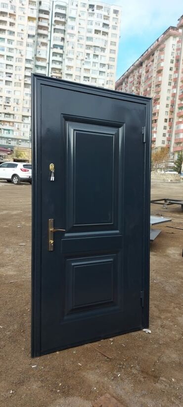 Giriş qapıları: Yeni Giriş qapısı Ödənişli çatdırılma — 26