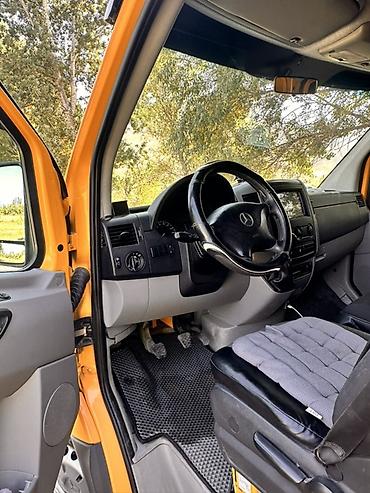 belarus mtz: Mercedes-Benz Sprinter бортовой грузовик — 3