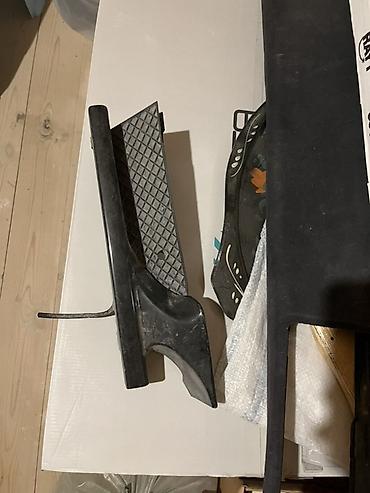 азербайджан авто: Avtomobil üçün plastik daxili örtük detallarının dəsti. - Material — 1