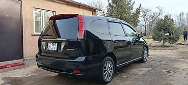 Honda: Honda Stream: 2004 г. — 15