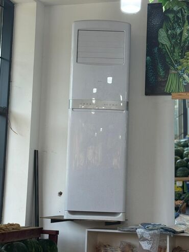 Tikiş maşınları: Kondisioner AUX, İşlənmiş, 100-dən çox kv. m, Kredit yoxdur