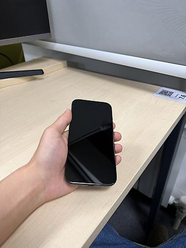 a7 2016: IPhone 15, Б/у, 128 ГБ, Черный, 88 % — 2