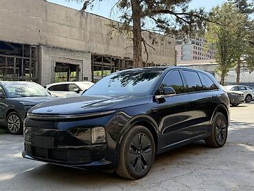 byd leopard 5: Lixiang L6: 2024 г., Гибрид, Кроссовер — 2