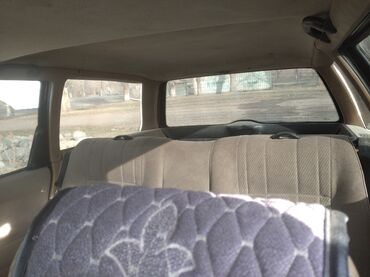 Volkswagen: Volkswagen Passat Variant: 1988 г., Механика, Бензин, Универсал — 6