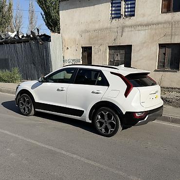 byd e6: Kia Niro: 2022 г., 1.6 л, Автомат, Гибрид, Кроссовер — 5