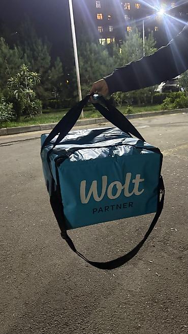 Wolt Partner istilik/soyuqluq saxlayan çatdırılma çantası - Rəng