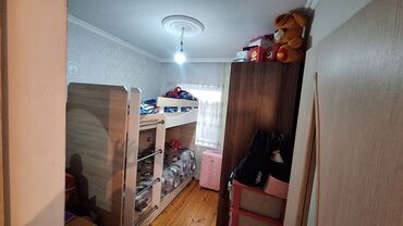 Yataq otağı dəstləri: 2 təknəfərlik çarpayı, Dolab — 4