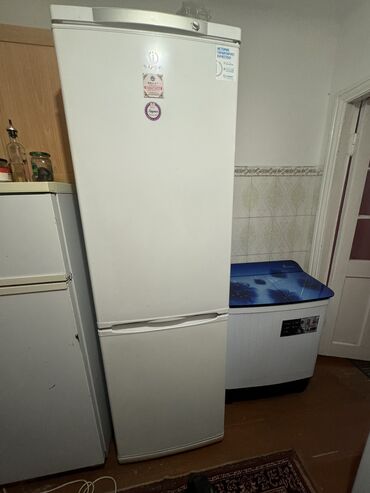 холодильник в рассрочку без банка: Муздаткыч Indesit, Колдонулган, Эки камералуу