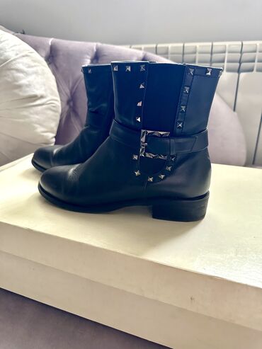 Çəkmələr: Çəkmə, Ölçü: 37, İşlənmiş — 9