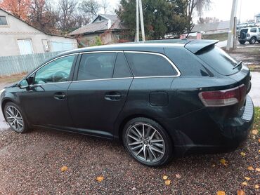 Toyota: Toyota Avensis: 2010 г., 1.8 л, Автомат, Газ, Универсал