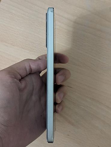 poc: Poco X6 Pro 5G, Б/у, 256 ГБ, цвет - Серебристый, 2 SIM — 3