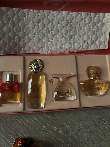 “Les Parfums de France” mini ətir dəsti Qutu məzmunu (Eau de Parfum