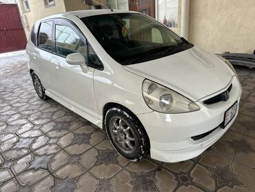 Honda: Honda Fit: 2002 г., 1.3 л, Вариатор, Бензин