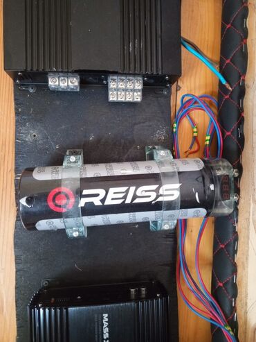 Avtomobil üçün soyuducular: Reiss markalı bu kondansator avtomobilin audio sisteminin