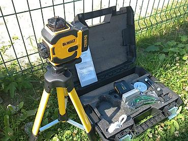 Лазерный уровень/нивелир DEWALT с комплектом аксессуаров в кейсе