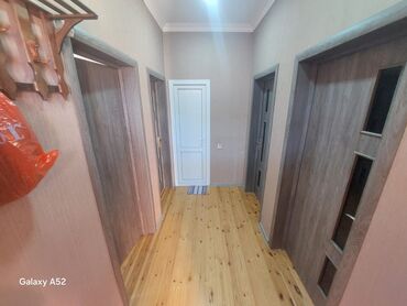 Həyət evləri və villaların satışı: Hövsan qəs. 3 otaqlı, 90 kv. m, Orta təmir — 15