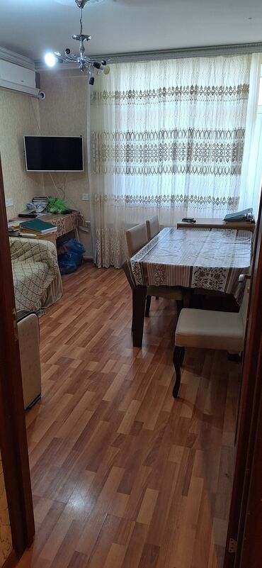 vasitəçisiz birbaşa sahibindən mənzil kirayələmək: Hazi Aslanov, Cavanşir kücəsində Gənclik parkı yaxınlığında 2 otaqlı