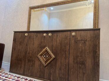 белый комод: С зеркалом